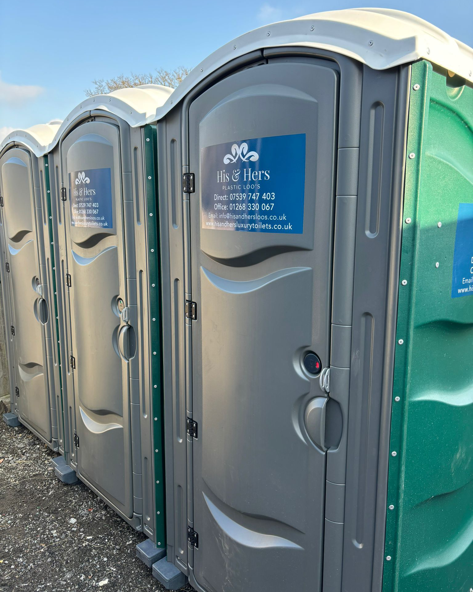 Luxury plastic portable toilet hire